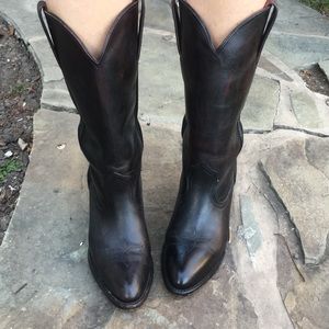 Frye cowboy boots size 8.5 (runs small) cognac